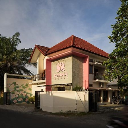 Kamala House Hostel Tugu Buitenkant foto